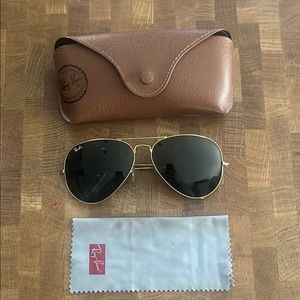 Ray-Ban Gold Aviator Sunglasses with Case